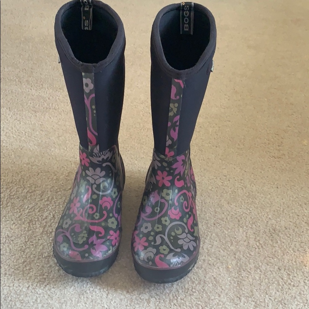 bogs size 42